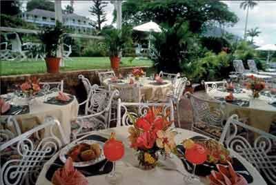 Ottleys Plantation Inn Cayon Restoran gambar